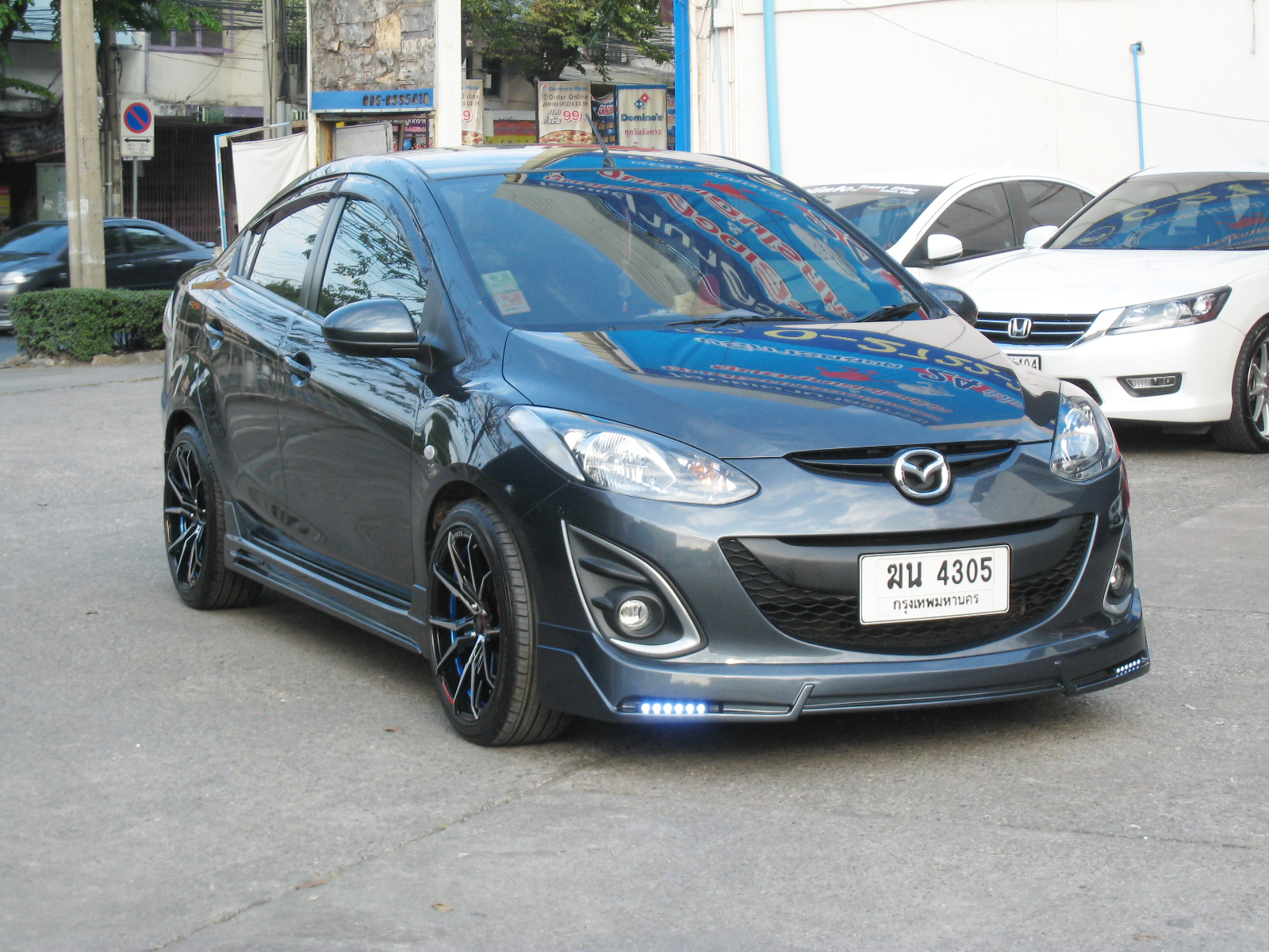 ชุดแต่ง Mazda2 2009-2013 NTS1 V3